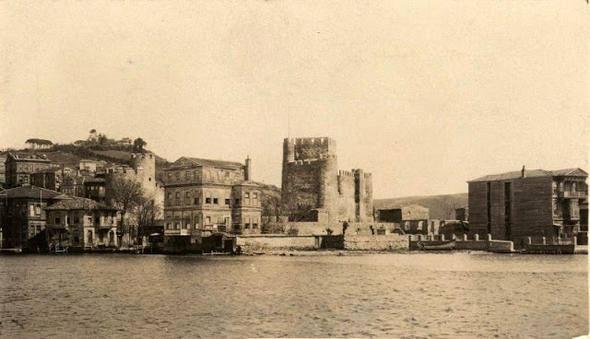 <p>Anadolu Hisarı</p>

<p> </p>
