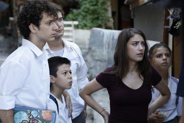 <p>Bir dönem televizyonlarda boy gösteren, ancak daha sonra kendi köşesine çekilen Behzat Uygur'un oğlu da babasının izinden gidiyor. </p>
<p> </p>