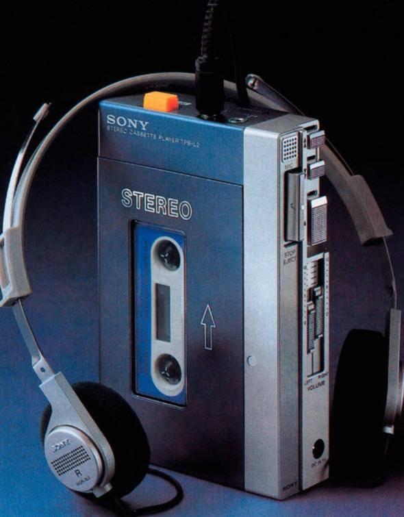 <p><strong>Kasetli Walkman</strong></p>

<p>Kasetli Walkman'ler bir zamanlar yolda her yerde müzik dinlemek istediğimizde yanımızdan ayıramadığımız cihazlardı. </p>

