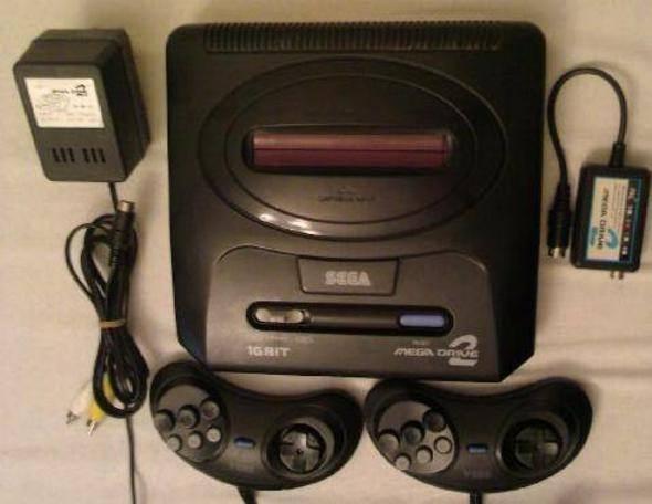<p><strong>Sega'lar Atari'ler...</strong></p>
<p>Oyun konsolları da PlayStation 4 ve Xbox One'a gelene kadarki süreçte oldukça yol kat etti. Oyun kasetleriyle düşük çözünürlükte de olsa pek çok oyunu sıkılmadan oynardık.</p>