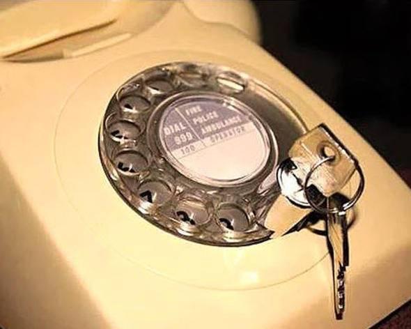 <p><strong>Numara çevirmek mi dediniz?</strong></p>
<p>Masa telefonlarını kullanırken numara tuşlamak yerine o numarayı gerçekten çevirirdik!</p>