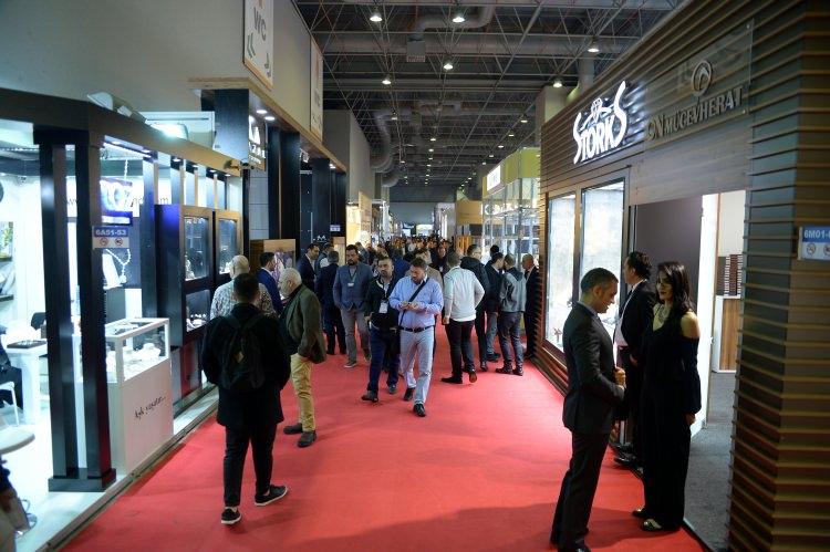 <p>"İstanbul Jewelry Show" kapılarını açtı</p>
