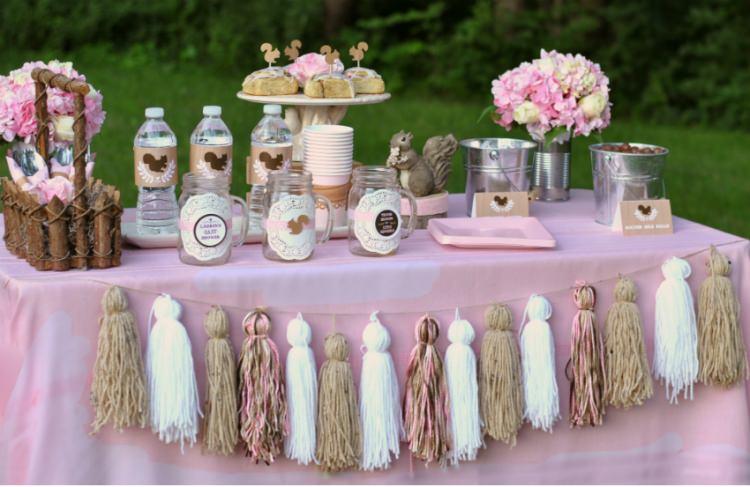 <p>9- Baby Shower masasını hazırlayın</p>

<p>10- Baby Shower fotoğrafçısı belirleyin</p>

<p>11- O güne özel fotoğraf çerçeveleri satın alın</p>
