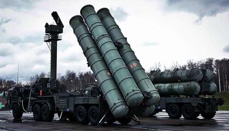 <p><strong>ÜRETİCİ ŞİRKETLER</strong></p>

<p><strong>S-400</strong></p>

<p>Almaz-Antey</p>
