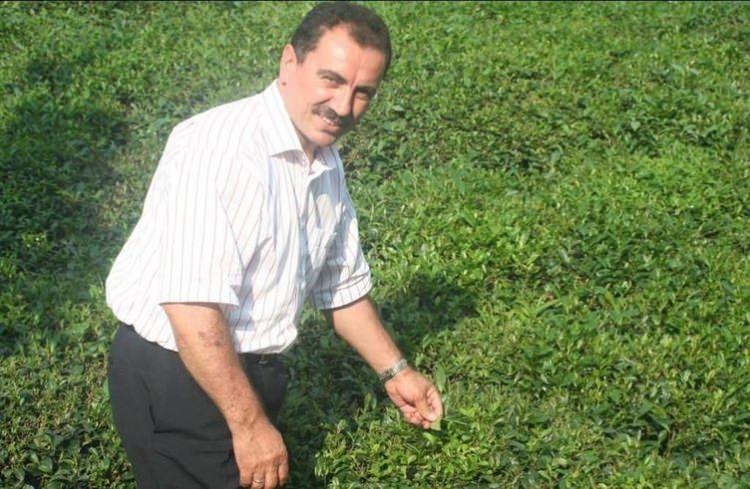 <p>1991 genel seçimlerinde milletvekili adayı olan ve Sivas'tan milletvekili seçilen Muhsin Yazıcıoğlu, 1992 yılında partisiyle yol ayrımına geldi. "Siyasi anlayışımız uyuşmuyor" diyerek bir grup arkadaşıyla Milliyetçi Çalışma Partisi'nden ayrılan Yazıcıoğlu, 1993'te Kurucu Genel Başkanı olduğu BBP'yi kurdu.</p>