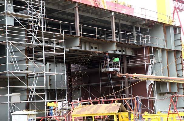 <p>İmalat aşamasının hemen ardından içinin teçhizleri başladı, bunlar devam ediyor.</p>
