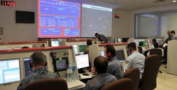 <p><strong>Ana merkez Ankara!</strong></p>

<p>Kamuda yeni bir network ağı geliştirdiklerini ifade eden Kılıç, “Bütün kamu kuruluşlarındaki verileri süreç içinde bu tesise taşıyacağız. Türkiye’nin iki farklı coğrafyasında yedekli bir yapı oluşturmayı planlıyoruz” diyerek şunları söyledi: Veri merkezlerini yapmanın bazı kriterleri var. </p>
