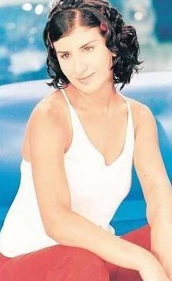 <p>Şarkıcı Hatice</p>

<p> </p>

