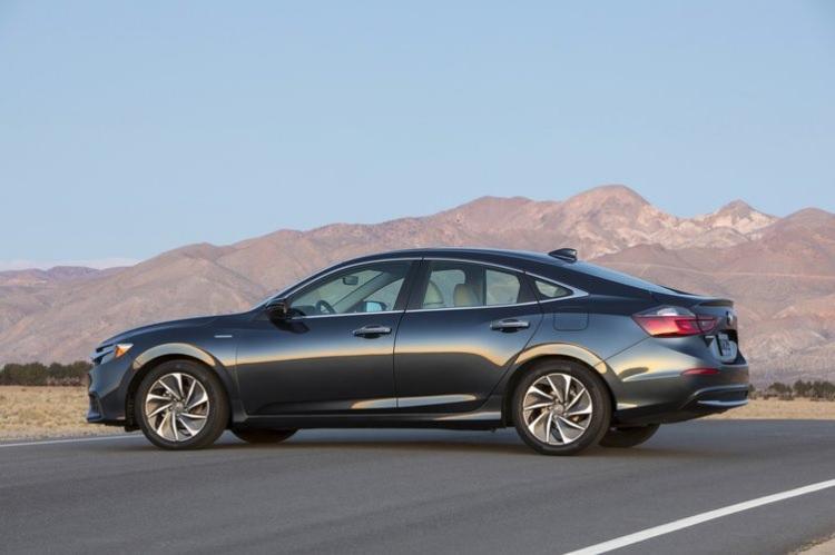 <p>Honda Insight</p>

<p>&nbsp;</p>
