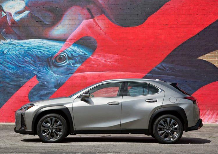 <p>Lexus UX</p>

<p>&nbsp;</p>
