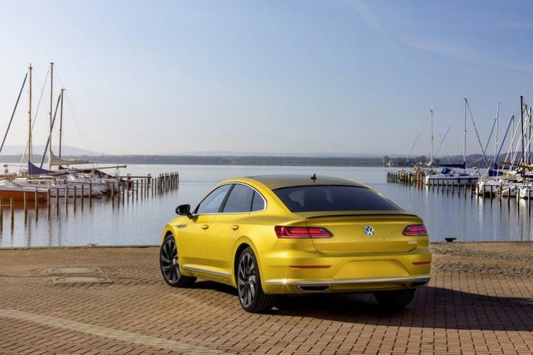 <p>Volkswagen Arteon R-Line Package</p>

<p>&nbsp;</p>
