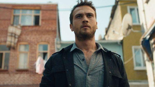 <p>Aras Bulut İynemli</p>

<p> </p>
