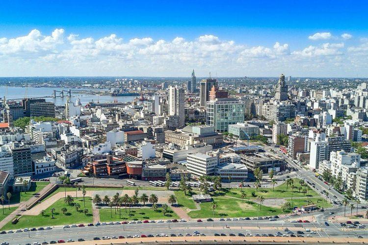 <p>Uruguay - vizesiz</p>

<p> </p>
