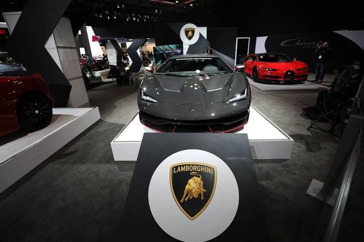 <p>Lamborghini - Centenario</p>
