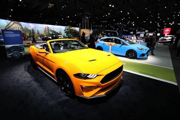 <p>Ford - Mustang</p>
