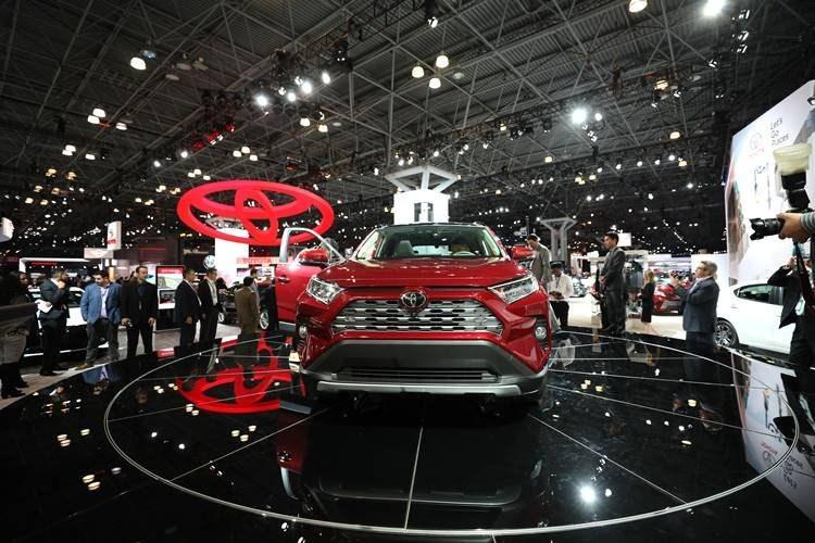 <p>Toyota - RAV4</p>

