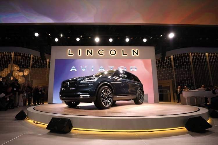 <p>Lincoln - Aviator SUV</p>

