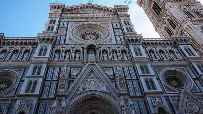 <div>Cattedrale Di Santa Maria Del Fiore - İtalya</div>
<div> </div>