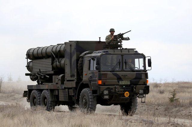 <p><strong>KASIRGA TR-300 FÜZESİ:</strong></p>
<p>Kara Kuvvetleri’nin vurucu gücünü önemli ölçüde artırdı. </p>