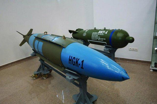 <p>Jetler, güdüm yeteneği kazanan bombalarını, hedeflerinin üzerine gelmeden, tehlikeli alan dışından ateşleyebiliyor.</p>
<p> </p>