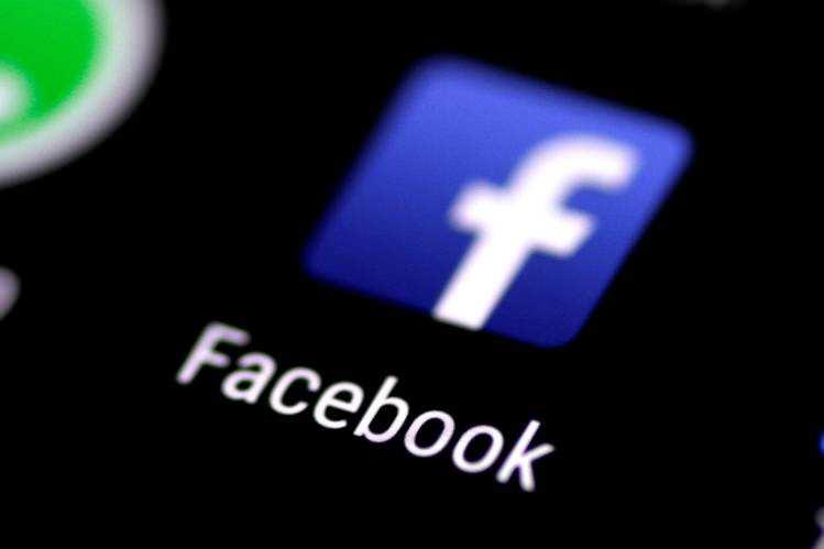 <p>Hatta çektiğiniz ve sosyal medyada paylaşmadığınız özel fotoğraf ve videolarınız da... </p>

<p>takeout.google.com/settings/takeout</p>
