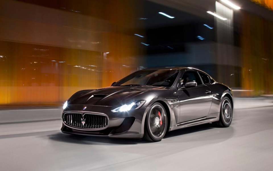 <p><strong>MASERATİ</strong></p>

<p>Toplam satış: 12</p>
