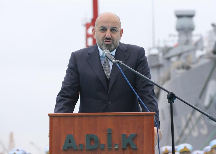 <p>ADİK İcra Kurulu Başkanı Süalp Ürkmez ise daha önce inşa ettikleri TCG Bayraktar'ı, Nisan 2017'de Deniz Kuvvetleri'ne teslim ettiklerini, geminin bir yıldır başarılı şekilde hizmet verdiğini söyledi.</p>

<p> </p>
