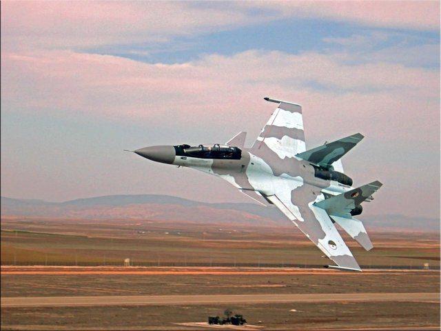 <p>CEZAYİR - 120 SAVAŞ UÇAĞI</p>
<p>13 X MiG-25 </p>
<p>32 X MiG-29 </p>
<p>23 X Su-24 </p>
<p>52 X Su-30 </p>
<p>SİPARİŞİ VERİLEN: 6 X Su-30</p>
