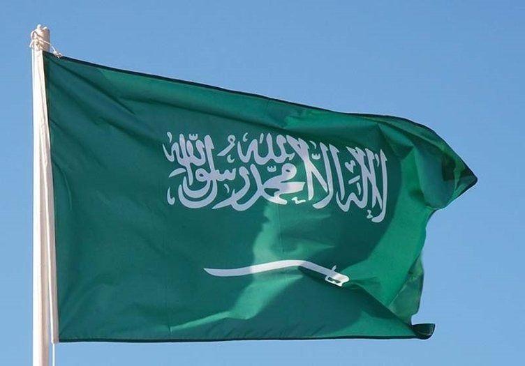 <p><strong>Suudi Arabistan</strong></p>
<p>Toplam donanma varlığı: 55<br />
Uçak gemisi: 0<br />
Fırkateyn: 7<br />
Destroyer: 0<br />
Korvet: 4<br />
Denizaltı: 0<br />
Devriye gemisi: 11<br />
Mayın gemisi: 3</p>