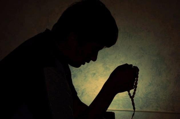 <p>Günahlara samimi olarak tövbe ve istiğfar edilmeli.</p>