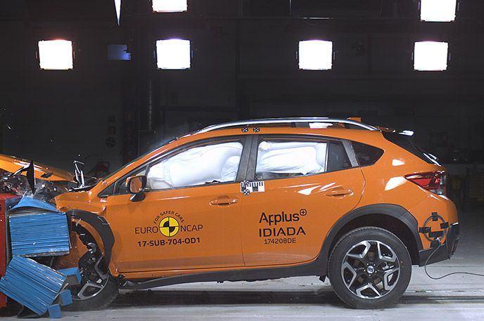 <p>Küçük aile aracı konumunda bulunan Subaru XV; yüzde 94 yetişkin, yüzde 89'luk çocuk koruması ile tüm dikkatleri üstünde topluyor.</p>