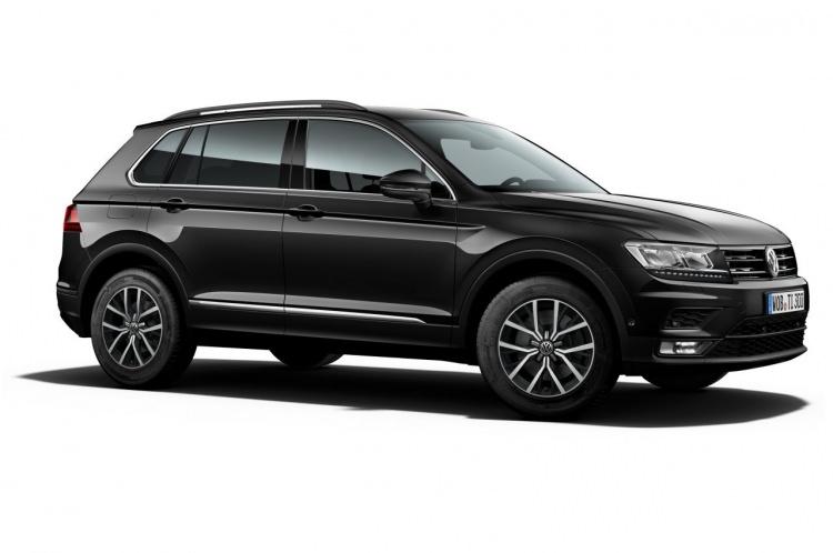 <p>Alman üretici VW'nin ürettiği Tiguan, kayda değer başarılar elde ediyor. Arazi aracı sınıfında yer alan araç, yüzde 96 sürücü ve yüzde 80 çocuk güvenliği puanları elde ediyor.</p>