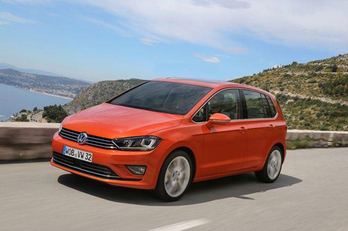 <p>Volkswagen yine listemizde yer alıyor. VW Golf Sportsvan; yüzde 87 yetişkin koruması, yüzde 84 çocuk koruması ve yüzde 73'lük elektronik güvenlik desteği ile göz dolduruyor.</p>
