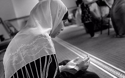 <p>Feyiz ve bereketin coştuğu mübarek gece olan miraç gecesinde neler yapılabilir. Miraç gecesinde nasıl ibadet edilmeli?</p>
