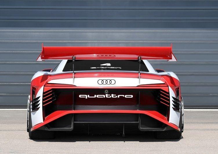 <p>Audi çalışanları 11 aylık süre içinde oyunda yer alan e-tron Vision Gran Turismo modelini üretmeyi başardı.</p>

<p> </p>
