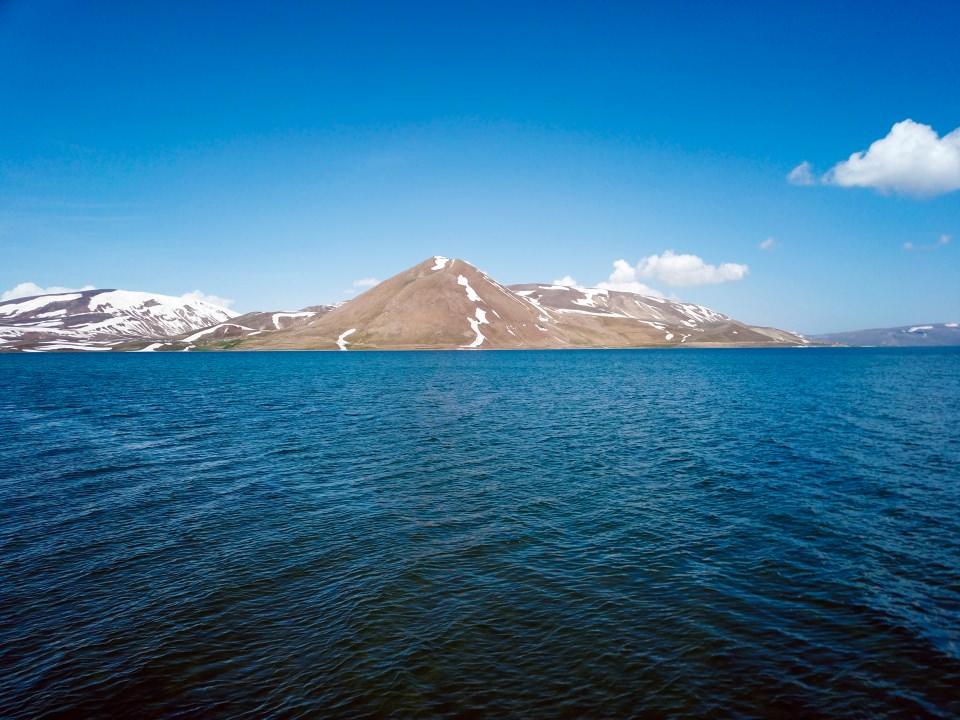<p>Ağrı'nın Taşlıçay ilçesindeki Balık Göl</p>
