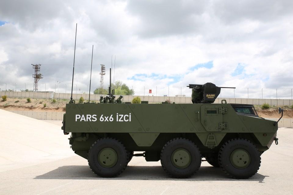 <p>Bölgede Türkiye’nin en büyük savunma ihracatını gerçekleştiren FNSS, teknoloji transferiyle birlikte Malezya Kara Kuvvetlerinin bel kemiğini oluşturan paletli ve 8x8 tekerlekli zırhlı araçları temin ediyor.</p>

<p> </p>
