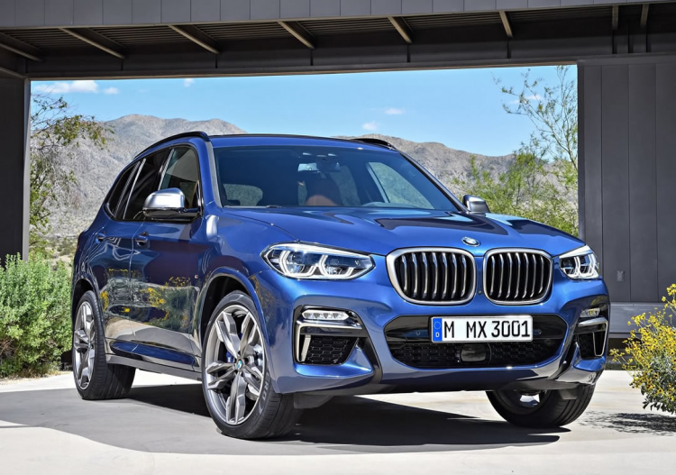 <p>Yeni BMW X2,2.0 litre 190 bg dizel motoru X2 xDrive20d ile mayıs ayı itibari ile 1.5 litre 140bg benzinli motoru X2 sDrivel 8i ile de haziran ayı itibari ile Bo- rusan Otomotiv Yetkili Sabolan’nda yerini alacak. İkinci yanda ise X4 satışa sunulacak.</p>