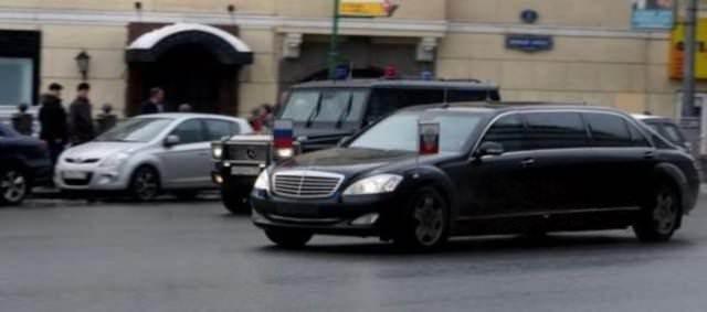 <p>Mercedes-Benz S Serisi</p>
