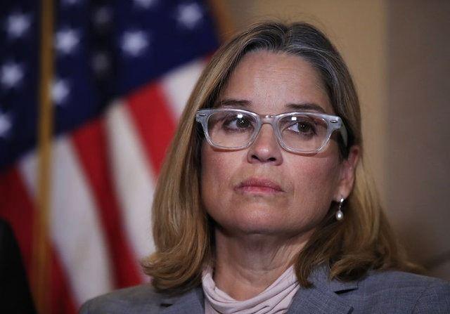 <p>Carmen Yulin Cruz</p>

<p>Siyasetçi</p>
