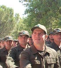 <p>Emre askerde.</p>

<p> </p>
