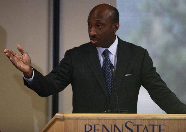 <p>Kenneth C. Frazier</p>

<p>ABD'li iş insanı</p>
