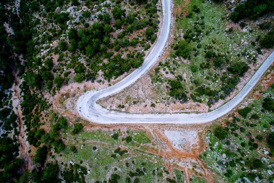 <p><strong>Son noktada 2 bin 400 yıllık kral mezarları</strong></p>

<p>Ziyaretçiler, Ortaca ve Köyceğiz’i birbirine bağlayan ve yürüyüş güzergahının son noktasını oluşturan Dalyan Kanalı ve Kaunos Antik Kenti’nde ise bir taraftan kanalda kanoya biniyor, diğer taraftan 2 bin 400 yıllık kral mezarlarını görüp tarihi bir yolculuğa çıkıyor.</p>
