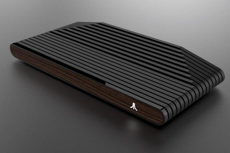 <p>Son 20 yıldır ilk defa yeni bir konsol üreten Fransız video oyun üreticisi Atari SA, ‘Ataribox’ ile ilgili merakla beklenen tarihi açıkladı. Firma oyun konsolun ön siparişe sunulacağı tarihi açıkladı.</p>

