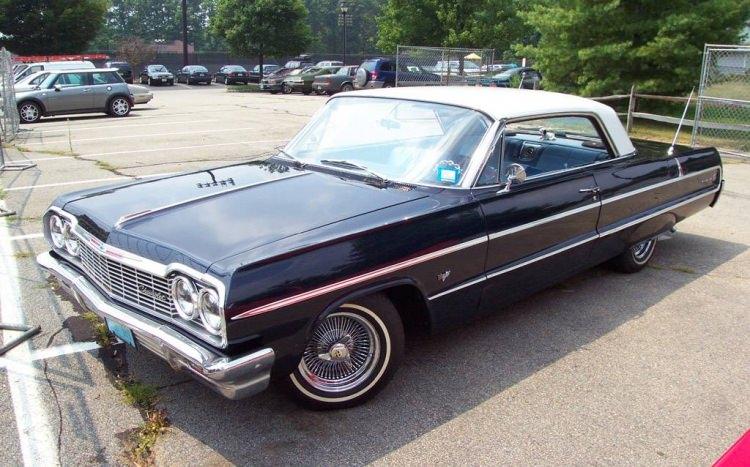 <p>1964 model Chevrolet İmpala 100 bin dolar</p>
