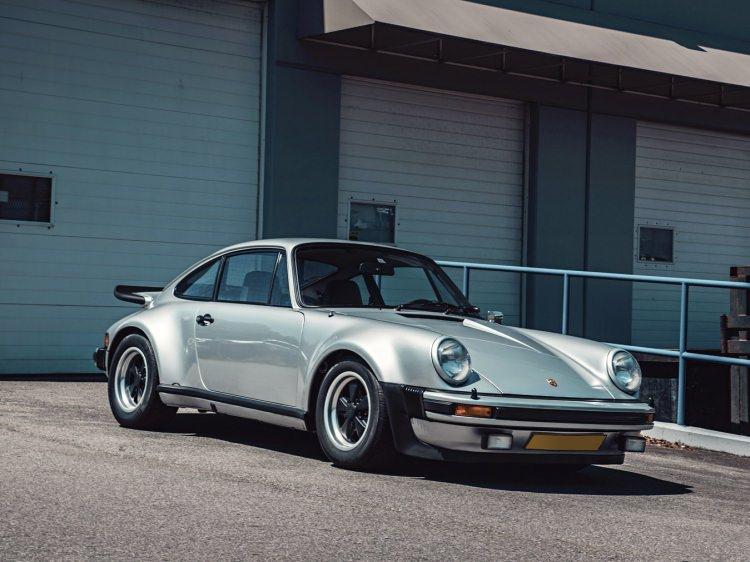 <p>1975 model Porsche 911 60 bin Euro</p>