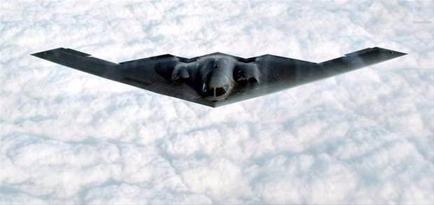 <p><strong>1. B-2 Spirit Stealth Bomber – 2.1 milyar dolar</strong></p>

<p> </p>

<ul>
</ul>
