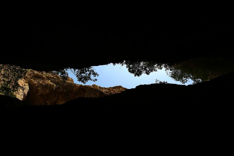 <p>İlkbaharda yeşile bürünen kanyonu gezmek için ilçeye gelen yerli ve yabancı turistler, kanyonun zirvesine kadar yürüyüş yapma imkanı buluyor.</p>

<p> </p>
