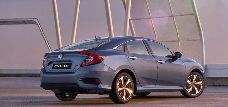 <p><span style="color:#FF8C00"><strong>Honda Civic</strong></span></p>
<p>7.019 adet satıldı</p>