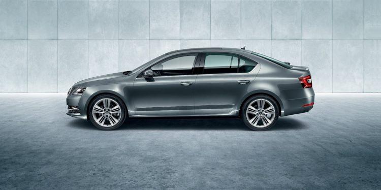 <p><span style="color:#FF8C00"><strong>Skoda Octavia</strong></span><br />
<br />
3.492 adet satıldı</p>
